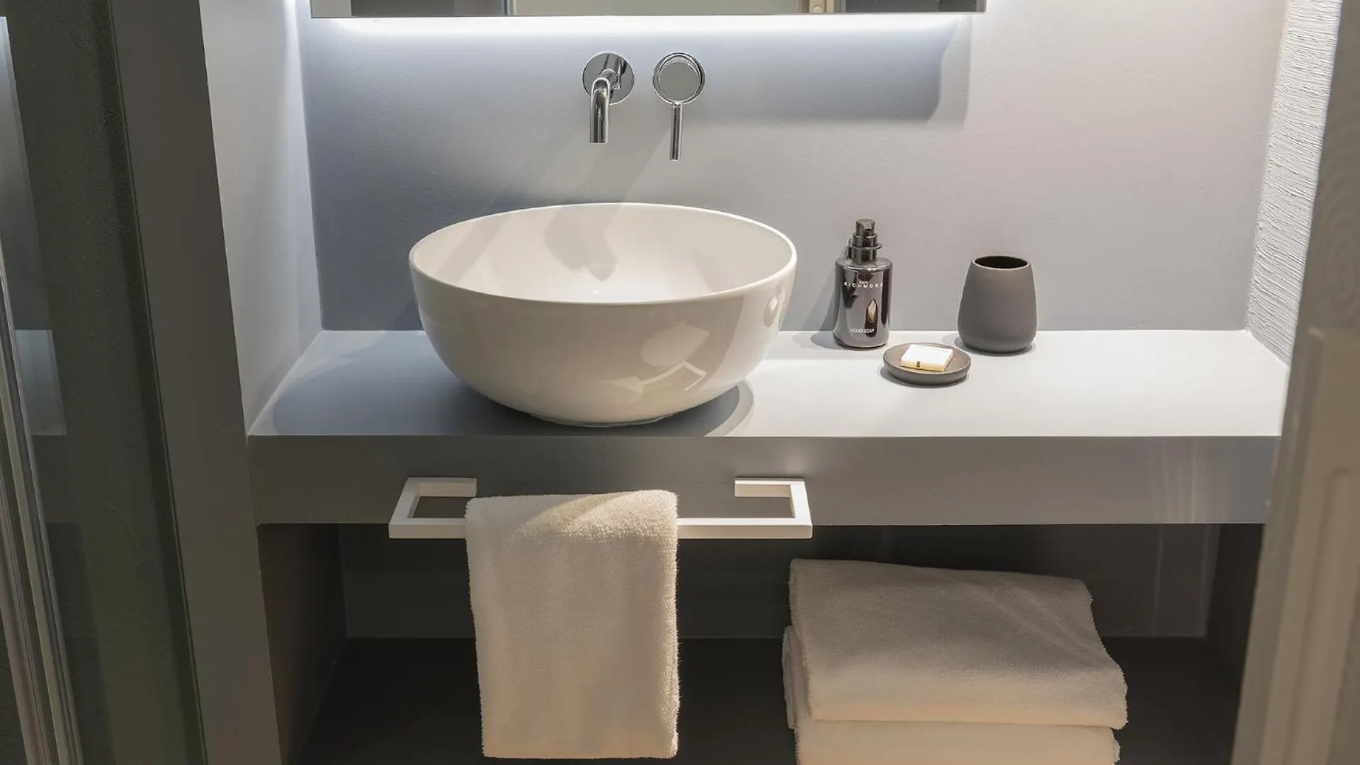 Palazzo Cordigero - Apartments Peschiera del Garda Italy