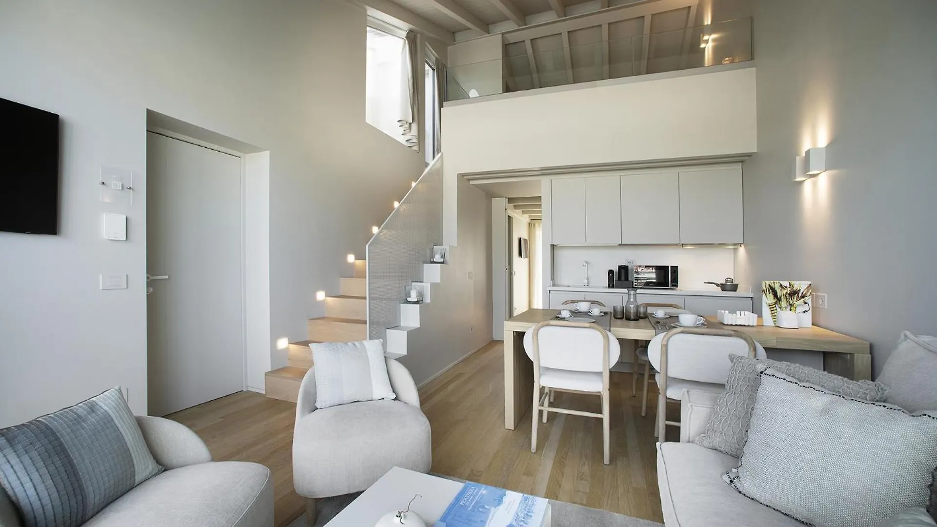 Palazzo Cordigero - Apartments Peschiera del Garda Italy